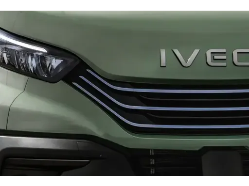 Iveco DAILY 35S14 2.3 Chassis Cab 3450 WB