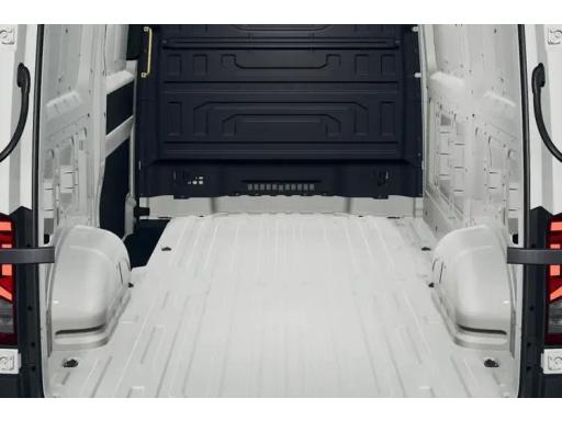 Volkswagen CRAFTER CR50 LWB RWD 2.0 TDI 163PS HDE Commerce Bus Extra H/Roof Van